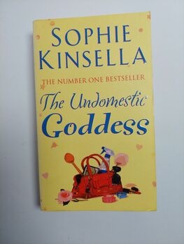 Sophie Kinsella: The Undomestic Goddess