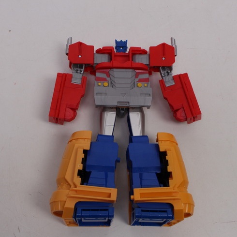 Transformers Optimus Prime Tra Cyberverse
